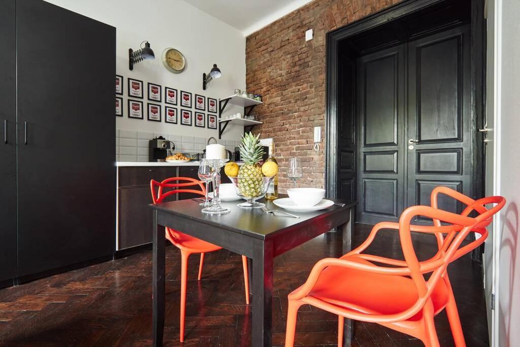 Apartment Unique Brick 1 - Old Town & Market Square *